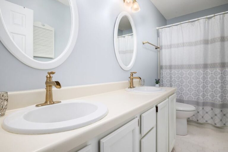 corian bathroom sink